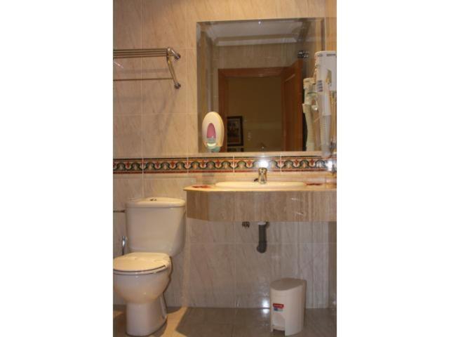Hostal Castilla ベナベンテ エクステリア 写真