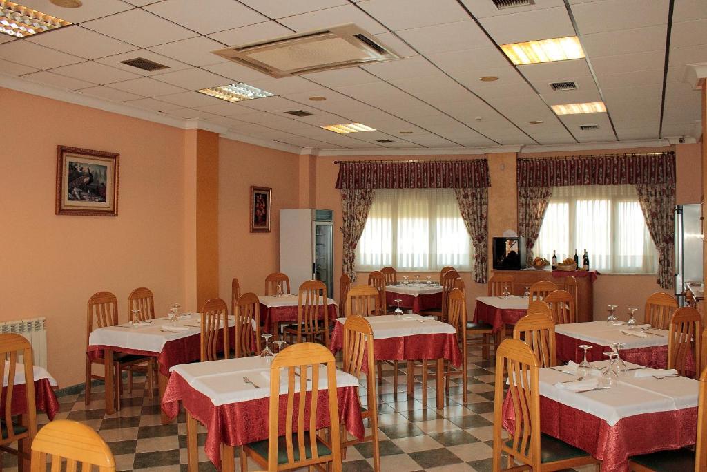 Hostal Castilla ベナベンテ エクステリア 写真