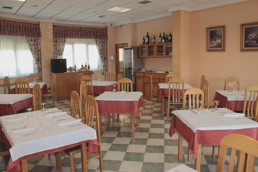 Hostal Castilla ベナベンテ エクステリア 写真