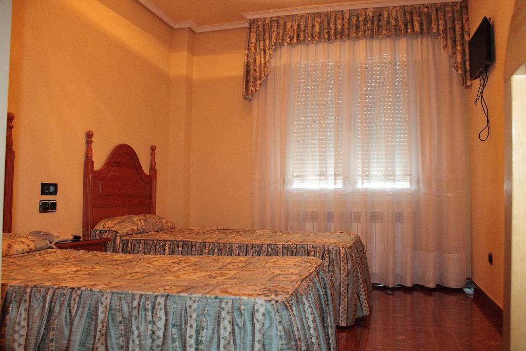 Hostal Castilla ベナベンテ 部屋 写真