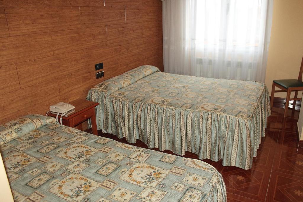 Hostal Castilla ベナベンテ エクステリア 写真